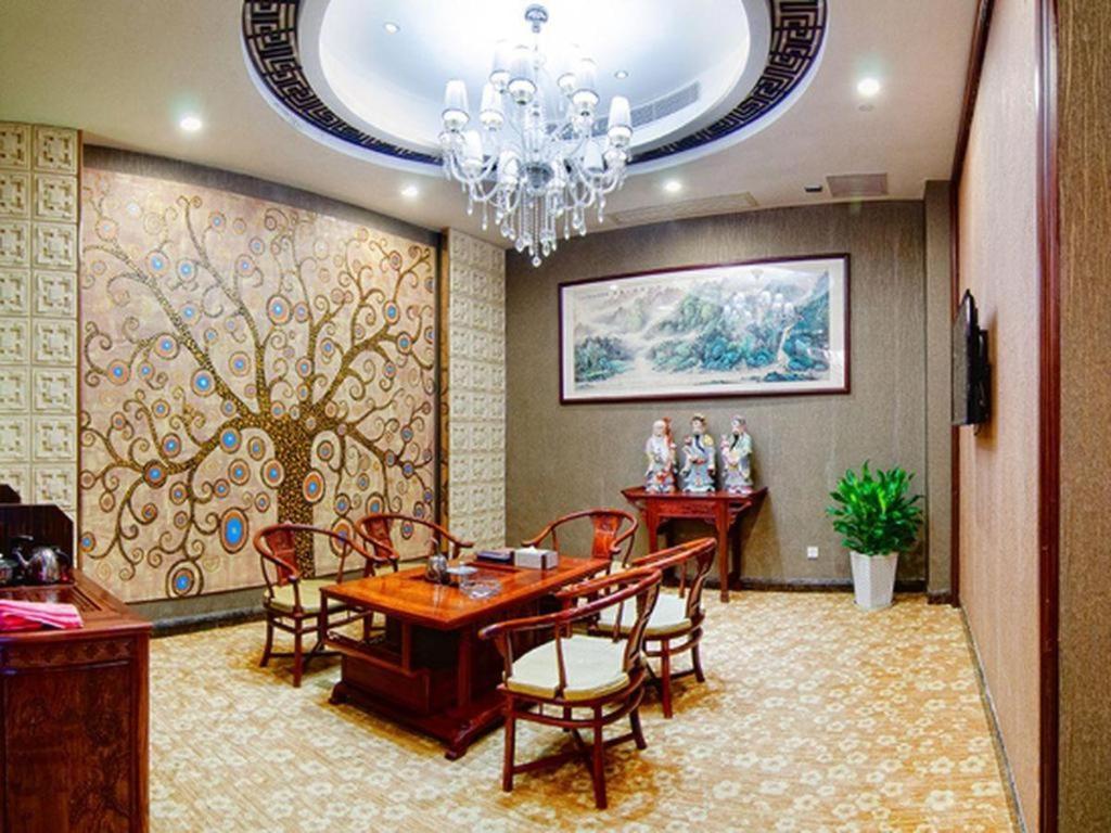 Royal Duke Cherrabah Hotel Zhongshan Zhongshan  Zewnętrze zdjęcie