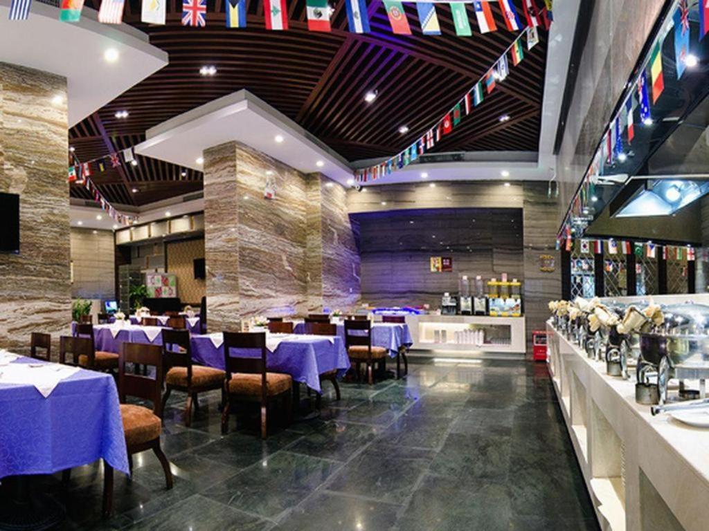 Royal Duke Cherrabah Hotel Zhongshan Zhongshan  Zewnętrze zdjęcie